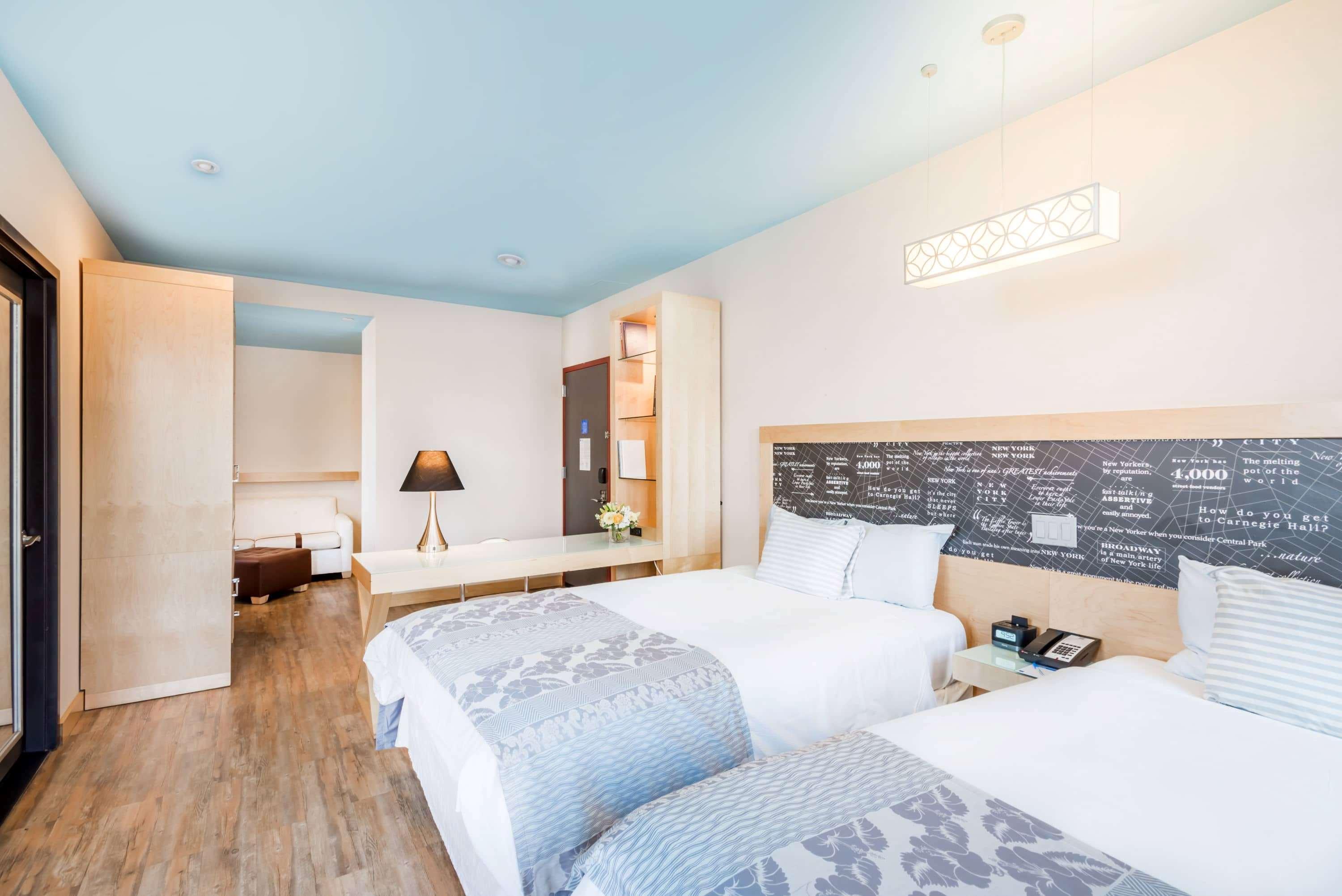 Tryp By Wyndham New York City Times Square - Midtown Exterior photo