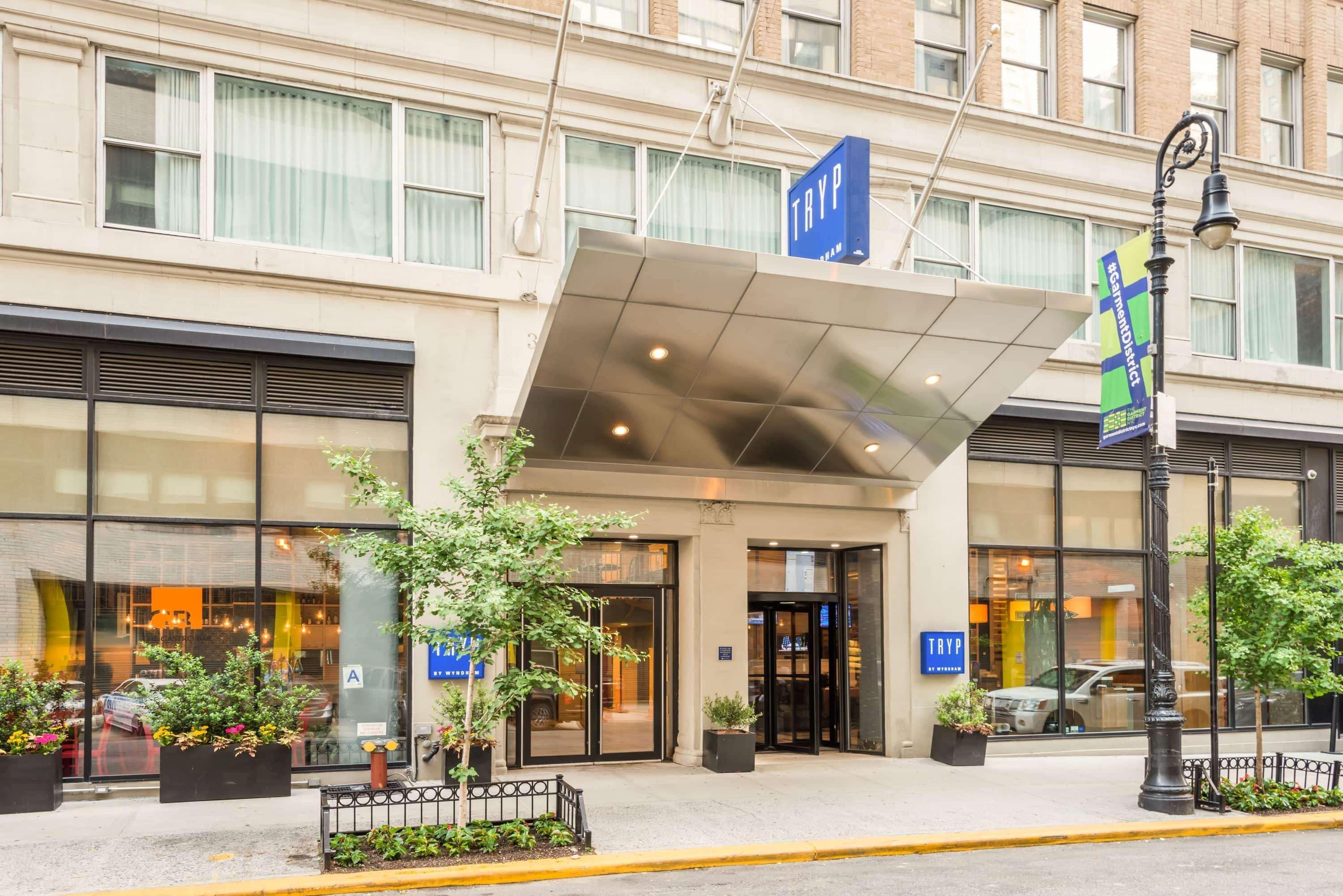 Tryp By Wyndham New York City Times Square - Midtown Exterior photo